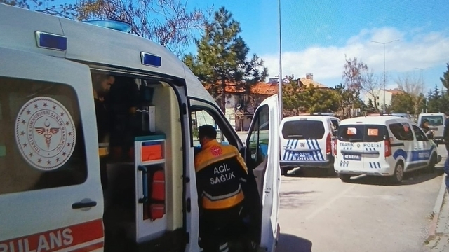 Beyşehir'de otomobilin çarptığı çocuk hastanelik oldu