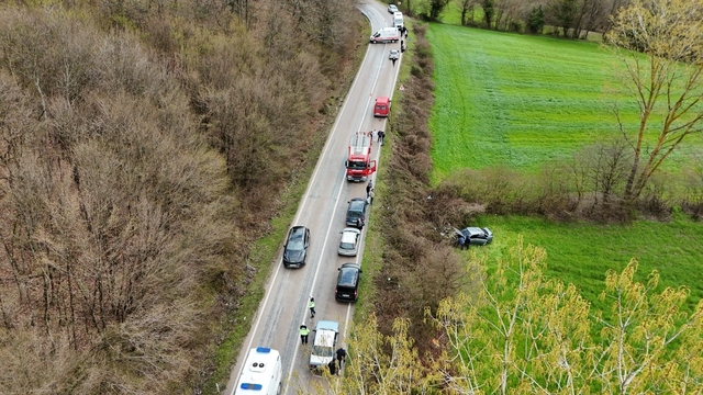 Giresun'dan Sinop'a gelen aile kaza yaptı: 5 yaralı