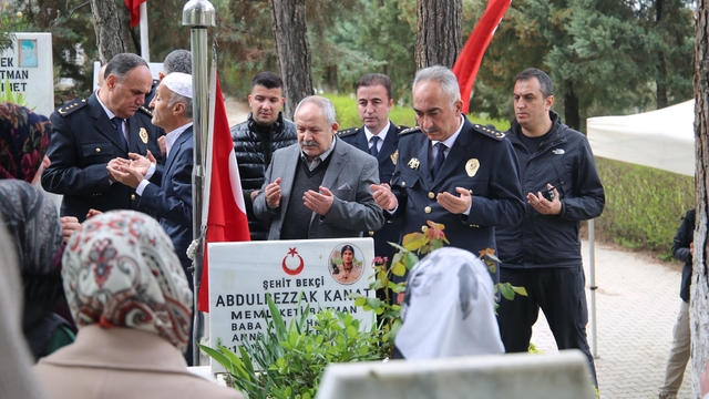 Batman İl Emniyet Müdürü Kaba şehitlerin mezarını ziyaret etti