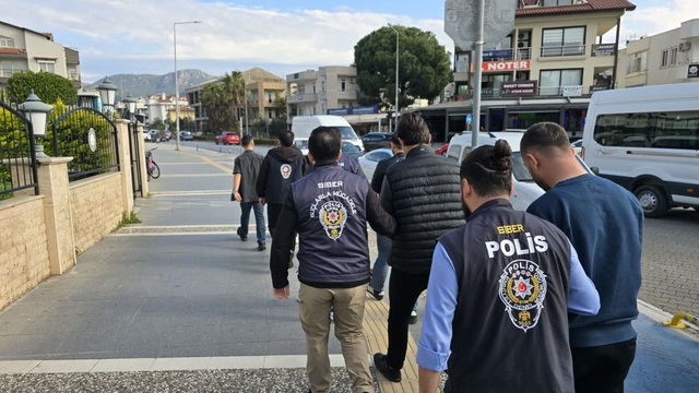Marmaris'te 'sahte bungalov' şebekesi çökertildi: 8 gözaltı