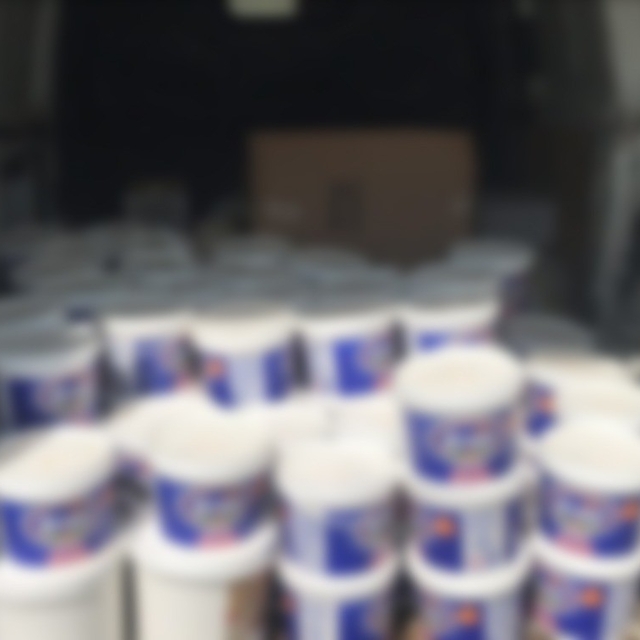 Jandarma yol kontrolünde süt denetimi yaptı