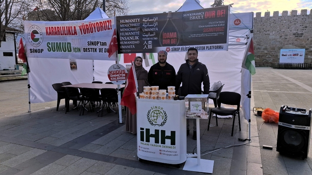 Sinop'ta Sumud Filosu'na destek amacıyla "Gazze Nöbet Çadırı" kuruldu