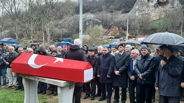 Kıbrıs gazisi Sabri Arslan memleketi Kırklareli'nde son yolculuğuna uğurlandı