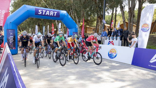Mersin Uluslararası Bisiklet Turu'nun Tarsus-Çamlıyayla-Toroslar etabı tamamlandı