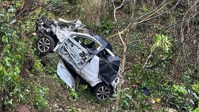 Ordu'da yamaçtan yuvarlanan otomobildeki baba ile kızı öldü