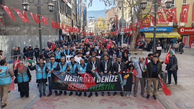 Karabük'te Filistin'e destek yürüyüşü düzenlendi