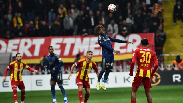 Trendyol Süper Lig: Kayserispor: 0 - Fenerbahçe: 1 (İlk yarı)