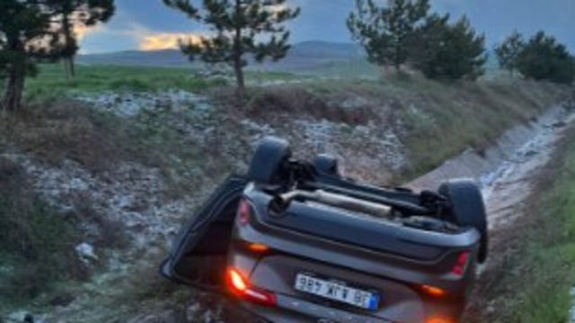 Çorum'da aynı noktada peş peşe iki trafik kazası; 1 ölü, 3 yaralı