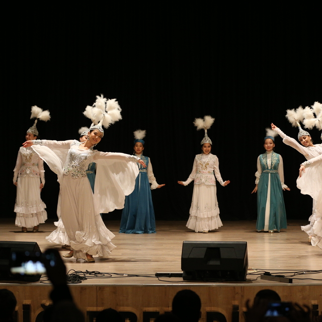 Niğde'de Nevruz Bayramı dolayısıyla konser ve gösteriler düzenlendi