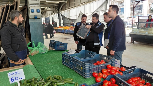 Armutlu'da pazar denetimleri arttırıldı