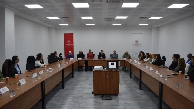 Kırklareli'nde Yenidoğan Canlandırma Programı kapsamında sağlık personeline eğitim
