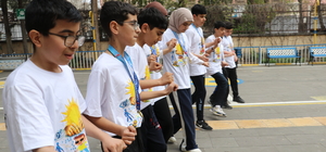 Para Tırmanış Şampiyonası’ndan 11 madalya ile dönüp, başarılarını halay çekerek kutladılar