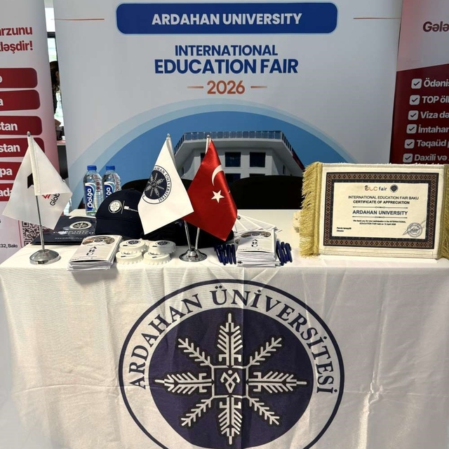 Ardahan Üniversitesi Azerbaycan'daki Uluslararası Eğitim Fuarında tanıtıldı