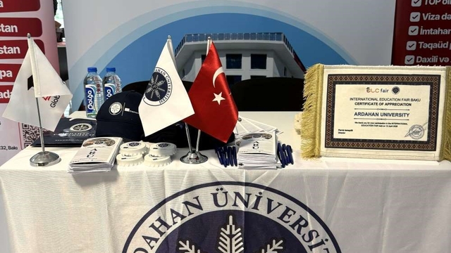 Ardahan Üniversitesi Azerbaycan'daki Uluslararası Eğitim Fuarında tanıtıldı