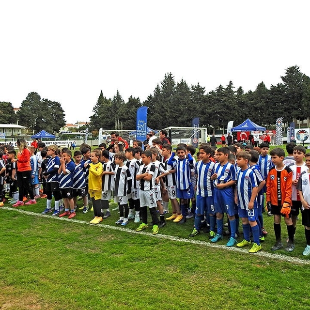 Çeşme'de U9 Futbol Festivali Coşkusu