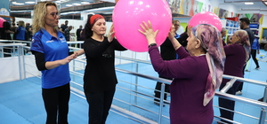 Antalya'da Parkinson hastalarına yönelik eğitim düzenlendi