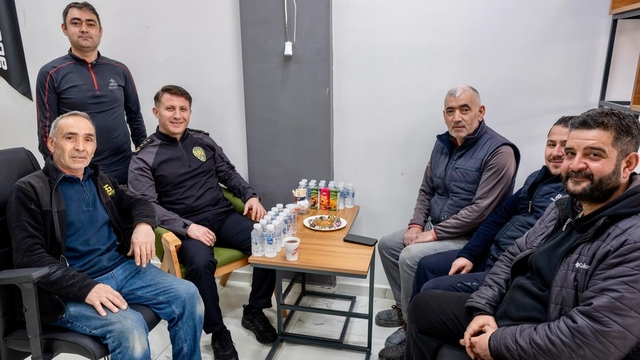 Emniyet Müdürü Çağlar esnafla buluştu