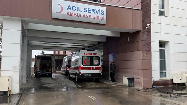 Çamaşır ipleri genç kızın hayatını kurtardı