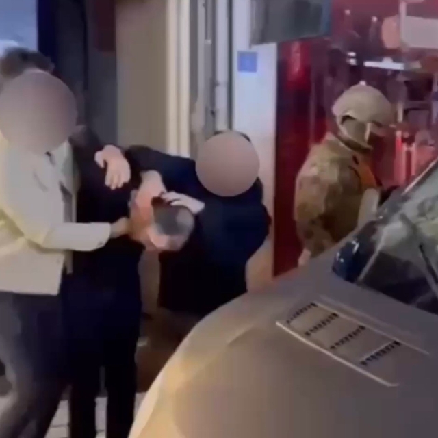 Bursa merkezli operasyonda 15 firari yakalandı