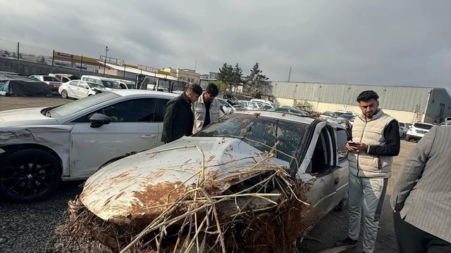 Devrilen otomobilin sürücüsü öldü