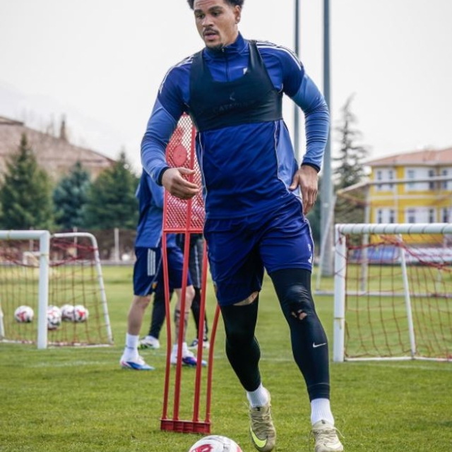 Zecorner Kayserispor, Gaziantep FK maçının hazırlıklarına başladı