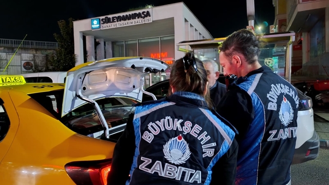 Tekirdağ'da T plakalı ticari araçlara sıkı denetim: 35 araç kontrol edildi, 50 bin lira ceza yazıldı