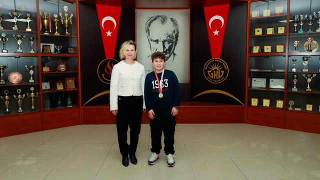 GKV'li Çalışıcı Gaziantep boks şampiyonu