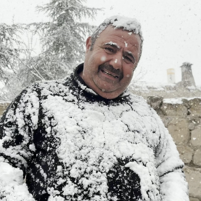 Nisan ayı ortasında Aksaray'da kar yağışı devam ediyor