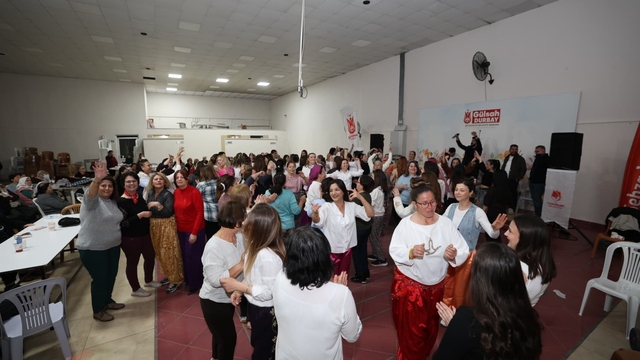 Yeniköy'de şalvar gecesine büyük ilgi