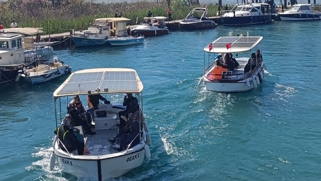 Azmak Nehri'nde tekne yoğunluğu
Baharla birlikte ilgi arttı