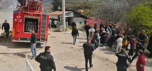 Tokat'ta iki katlı evde çıkan yangında 2 kişi dumandan etkilendi
