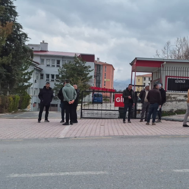 Malatya'da inşaatta 4 metre yükseklikten düşen işçi öldü