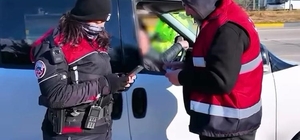 Polis denetimlerinde 40 aranan şahıs yakalandı