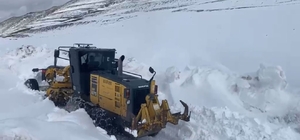 Iğdır'da nisan ayında karla mücadele