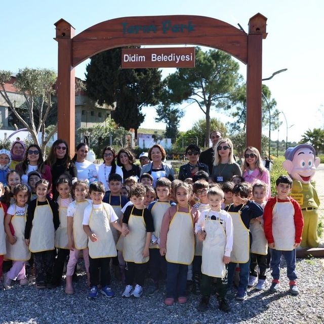 Didim'de çocuklar tarımı uygulamalı öğrendi