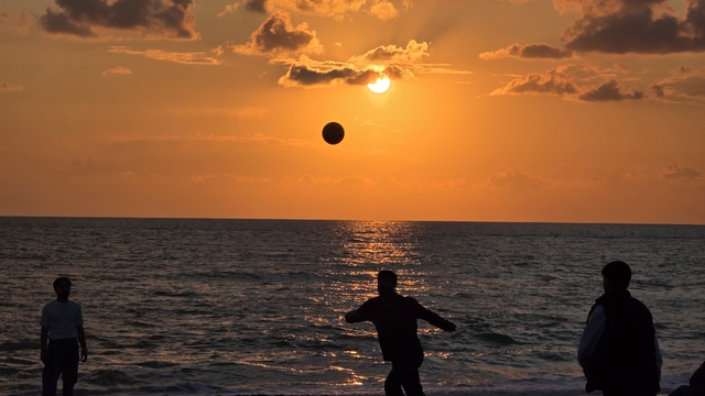 Hatay'da gün batımı kartpostallık görüntüler oluşturdu