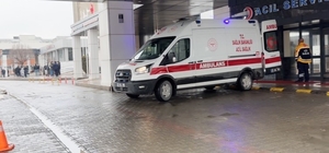 Elazığ’da inşaat iskelesi çöktü: 4 işçi yaralandı