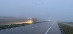 Pamuk geçidinde yoğun sis ve sağanak etkili oldu