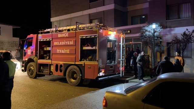 Osmaniye'de apartman dairesinde yangın