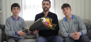 DEAŞ operasyonunda ağır yaralanmıştı: Bayburtlu kahraman komisere öğrencilerden Polis Haftası sürprizi