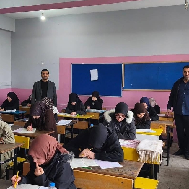 Umre için ter döktüler