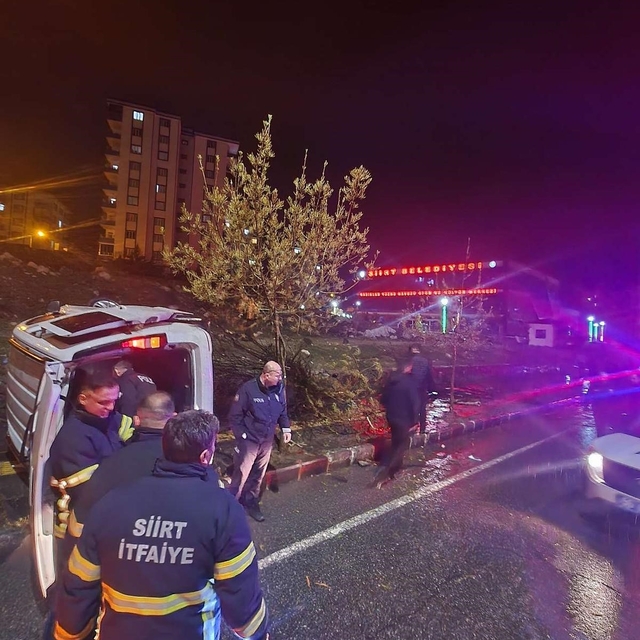 Siirt'te trafik kazası: 3 yaralı
