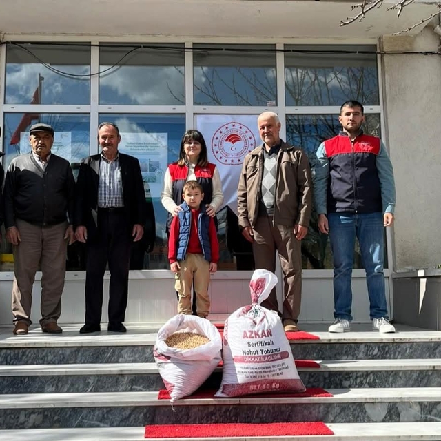 Kırklareli'de aspir ve nohut tohumları üreticiyle buluştu