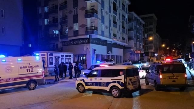 Çorum'da çıkan kavgada 2 kişi bıçakla yaralandı