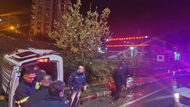 Siirt'te trafik kazası: 3 yaralı