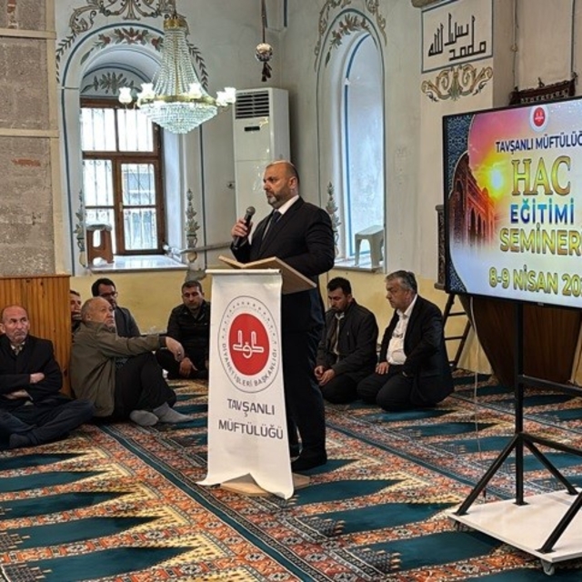 Tavşanlı'da 232 hacı adayı bilgilendirildi