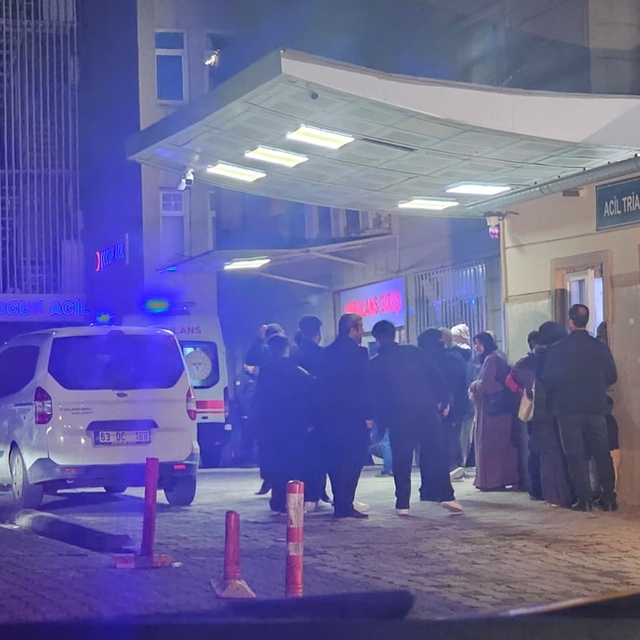 Evine giderken boğazından bıçaklanıp öldürüldü