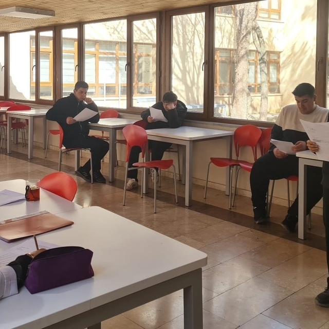 Bayburt Lisesinde hatiplik yarışması düzenlendi