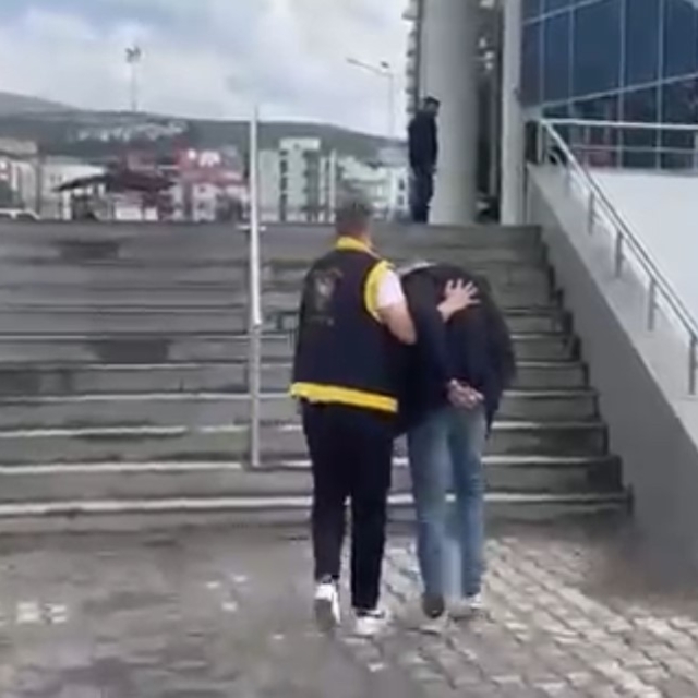 İskenderun'da 2 yıl hapis cezasıyla aranan şahıs yakalandı