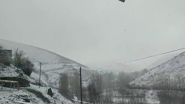 Elazığ'ın yüksek kesimlerinde kar yağışı